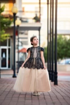 GWENDOLYN GOWN BLACK/NATURAL -Trish Scully 136 1