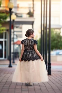 GWENDOLYN GOWN BLACK/NATURAL -Trish Scully 136 3