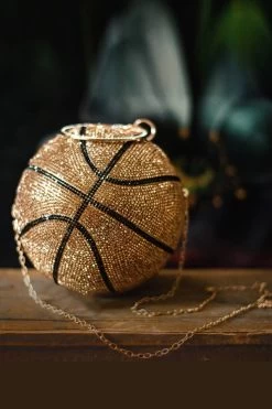 EL BALÓN PAVE CLUTCH -Trish Scully 15