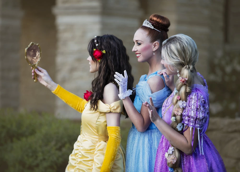 PRINCESS CHARLOTTE GOWN FOR WOMEN 3 PRINCESS CHARLOTTE GOWN FOR WOMEN - Image 2