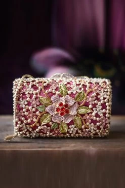 LA ROSA BRILLANTE PAVE CLUTCH -Trish Scully 16 3ab3604f 5a38 4e68 9a2e 04185a33ac52