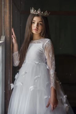 MISTRAL CROWN -Trish Scully 1 609f186a f440 4a00 86c9 c3535e17bd27