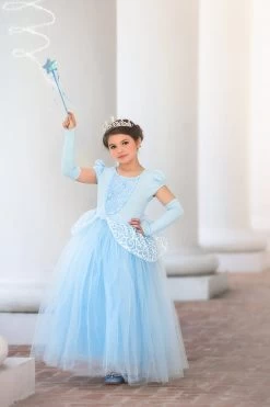 STAR WAND BLUE -Trish Scully 202 2