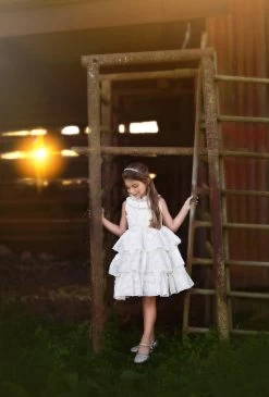 JOELLE DRESS WHITE -Trish Scully 24 5 bc9c8ff2 e9ca 4675 9edd c36cbdf45f35