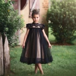 ADRIANA CROWN -Trish Scully 2 2b8d6796 25d4 447e aa73 61c6db1d7a6d