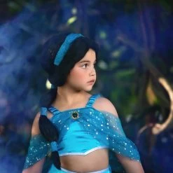 BRUNETTE WIG -Trish Scully 2 96aaeb6b 42ff 420c a3cb 3e7f42dd7d17