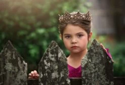 HER ROYAL MAJESTY CROWN -Trish Scully 378 5