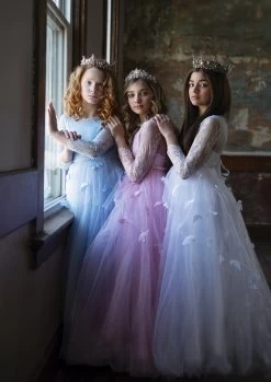 LILIANA DOLL -Trish Scully 58 6