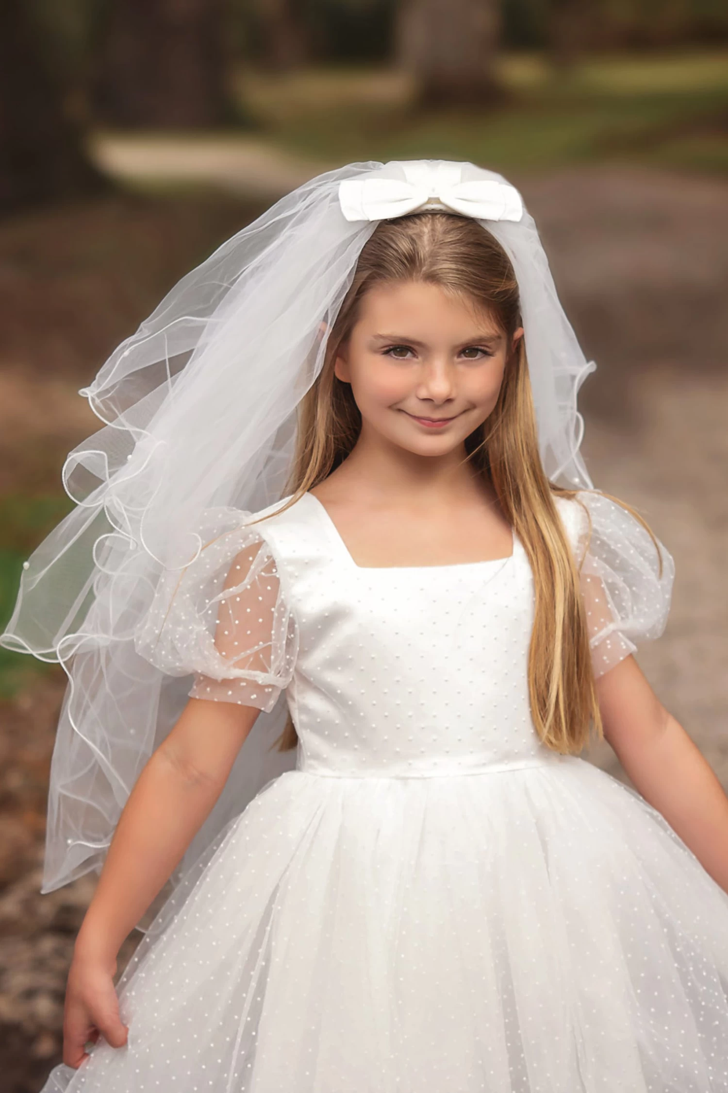 LUCILLE VEIL 3 LUCILLE VEIL