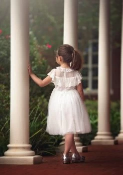 GIOVANNA DRESS WHITE -Trish Scully img3 44cced82 f67e 47bc 8472 675d9362263a