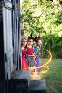 Trish Scully -Trish Scully witchgroup2 330ad33f 93e1 4558 9d0e 1b644e589134